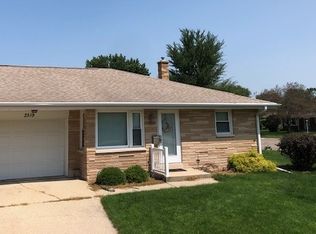 2519 Rutledge Ave, Janesville, WI 53545
