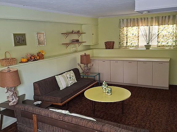 4th image of 64 Alpine Rd