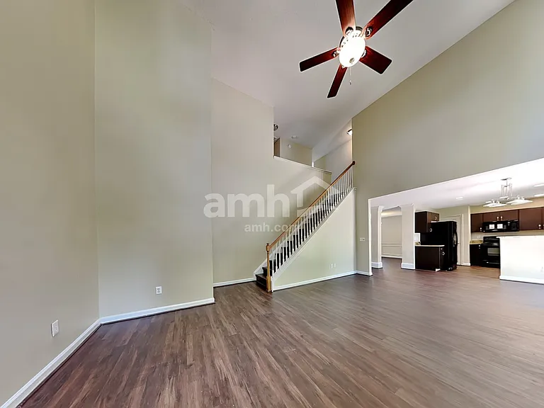 209 Kindlewood Dr — Photo 10