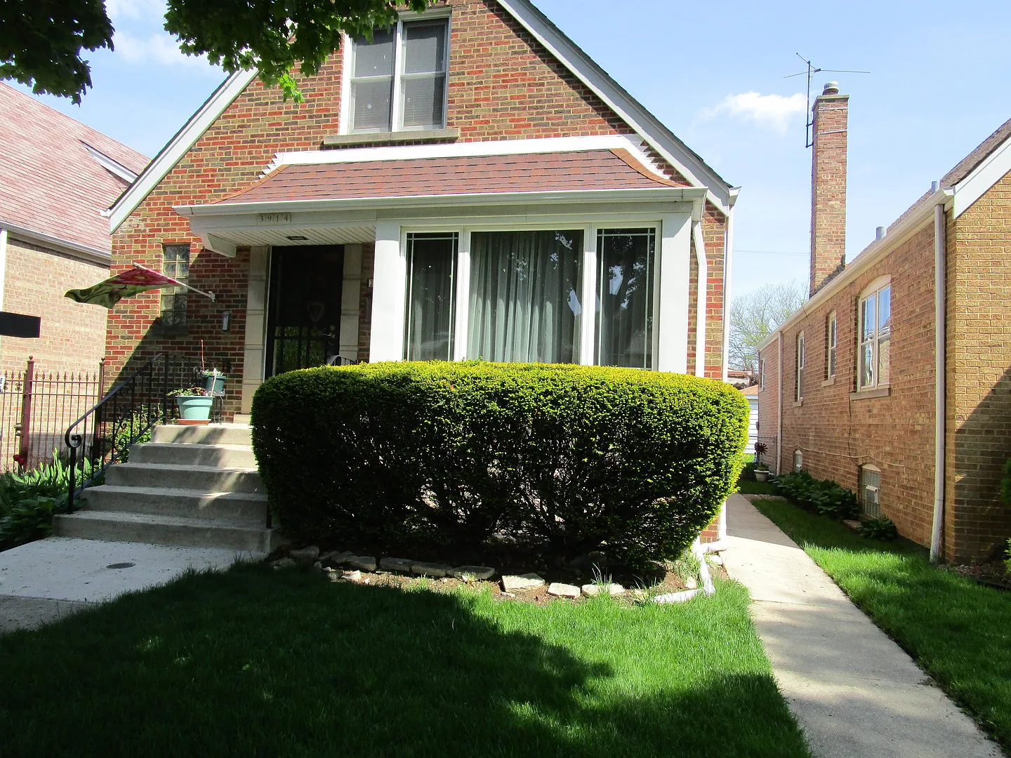 3914 W 61st Pl photo 1