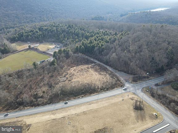 2nd image of 625 Gordon Nagle Trl