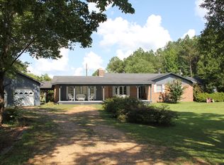 51042 Wolfe Rd, Caledonia, MS 39740