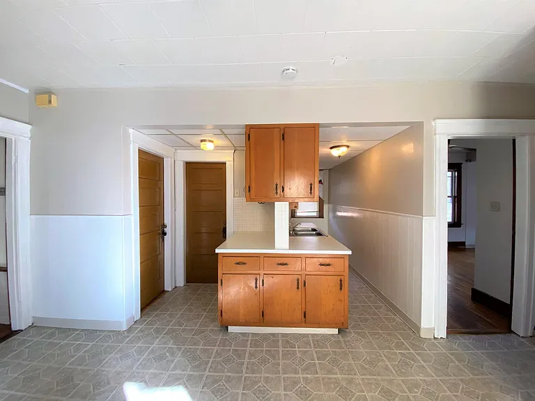 124 Dorchester St #1 — Photo 12