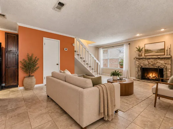 10527 Perrin Beitel #C-214, San Antonio, TX 78217