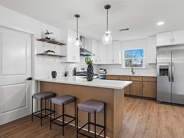 5023 Redstart St — Photo 16