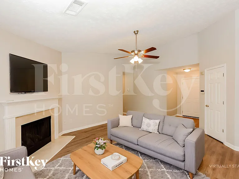 5255 Hillcrest Glenn Dr — Photo 5