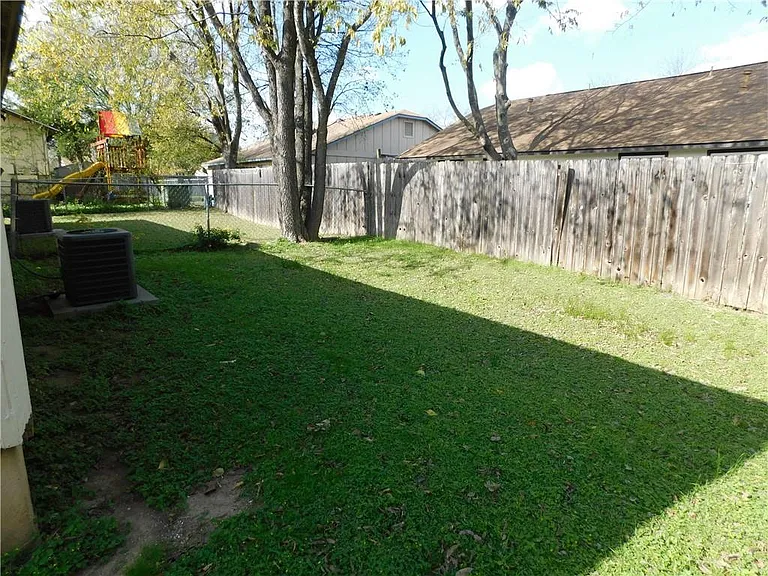 1900 Prairie Knoll Ct #A — Photo 17
