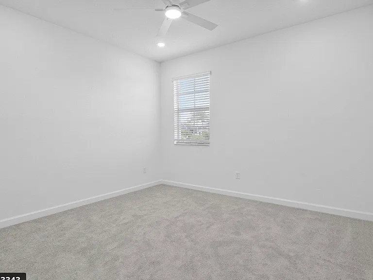 6843 Cobia Cir — Photo 13