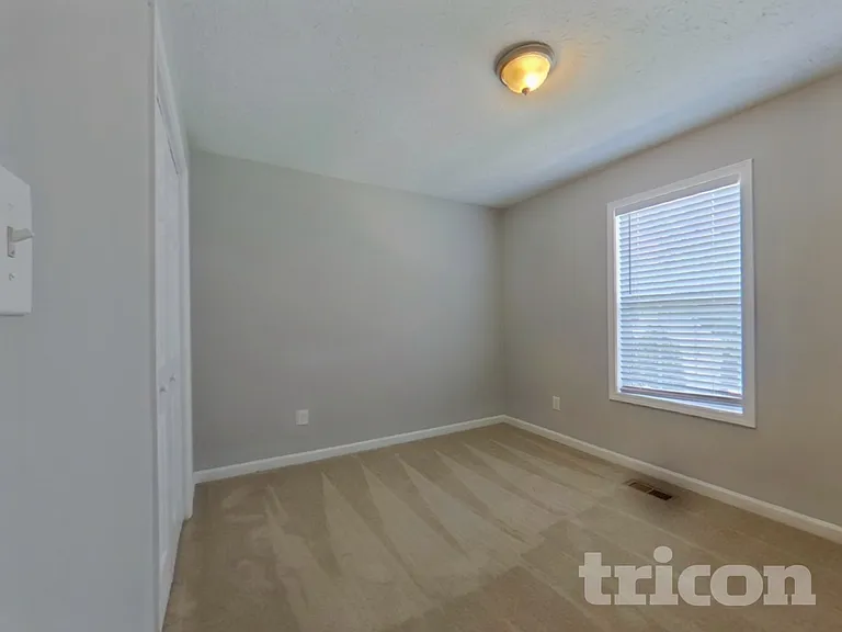 34 Paradise Way — Photo 13