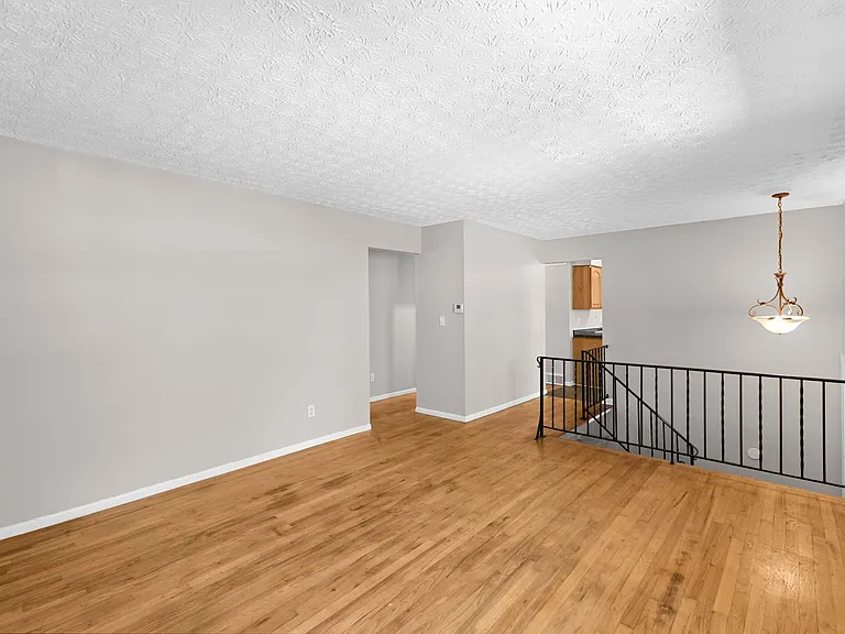 6406 Dalewood Rd — Photo 4