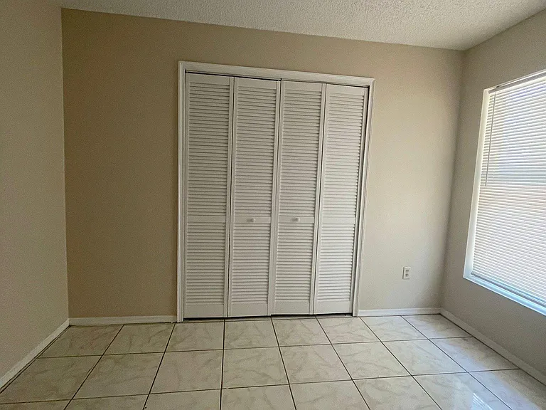 3519 Benito Juarez Cir — Photo 10