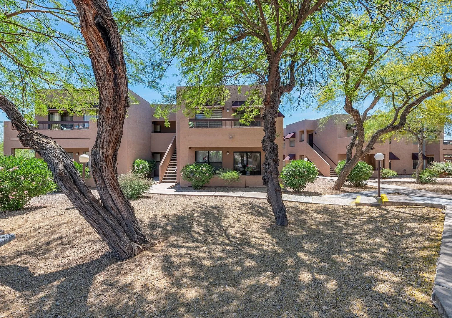 Move-In Ready Furnished 1-Bedroom in Scenic Fountain Hills! — Photo 1
