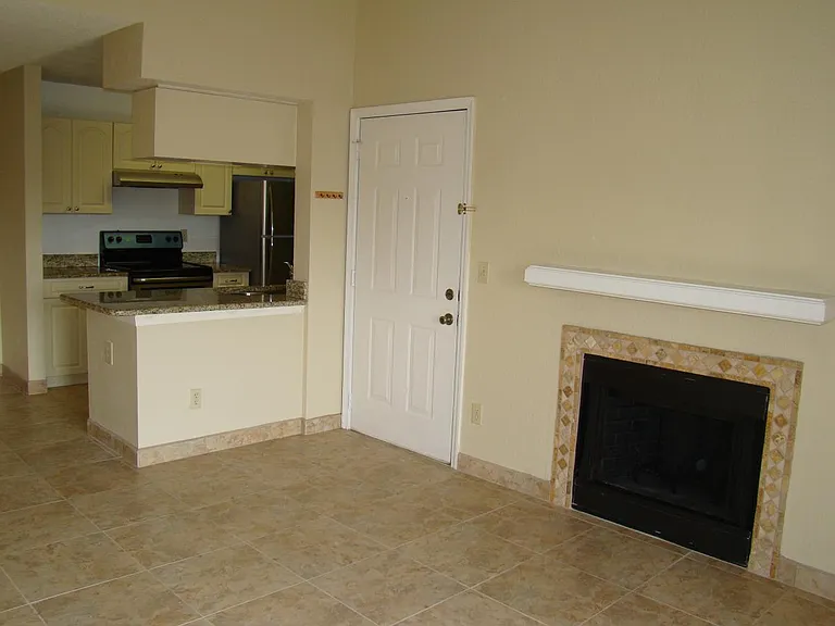 2550 N Alafaya Trl #6305 — Photo 5