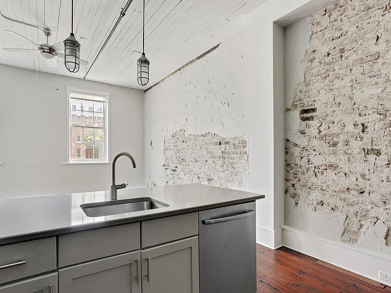 108 W Broughton St #2A — Photo 7