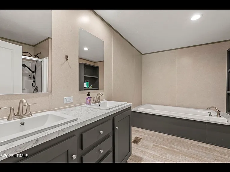 48 Community Center Rd — Photo 9
