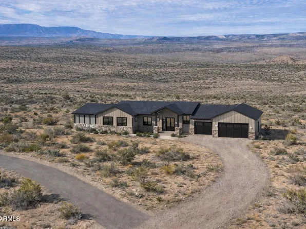 6679 N CANYON Road #96, Rimrock, AZ 86335