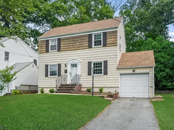 44 Amherst Pl, Livingston Twp., NJ 07039
