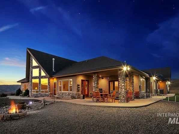 12 Coyote Point, Horseshoe Bend, ID 83629