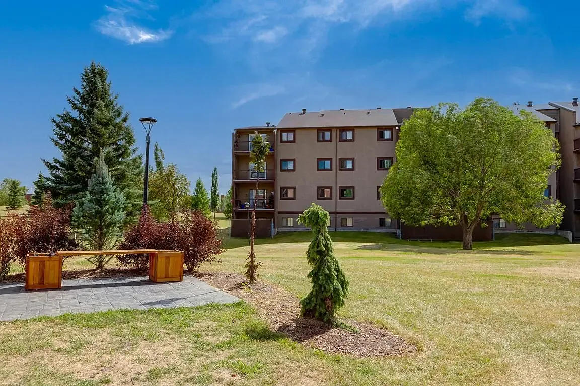 Hooke County Townhomes — Photo 1