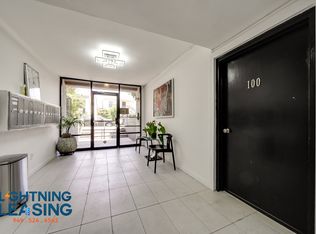 815 S Shenandoah St #100D, Los Angeles, CA 90035
