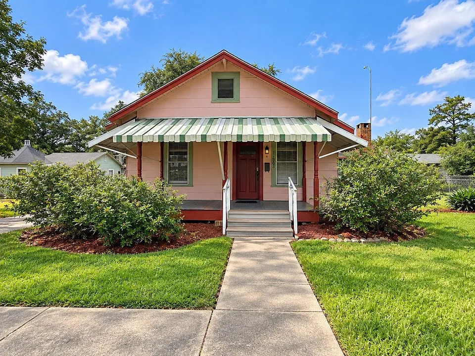 104 Flowers St