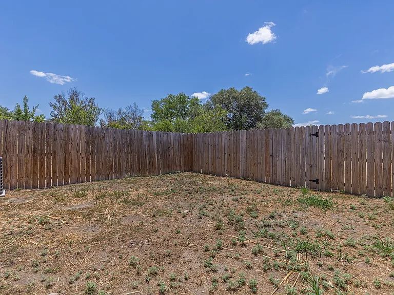 1006 County Road 4516 — Photo 24