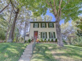 4411 Ridgewood Ct, Dumfries, VA 22025