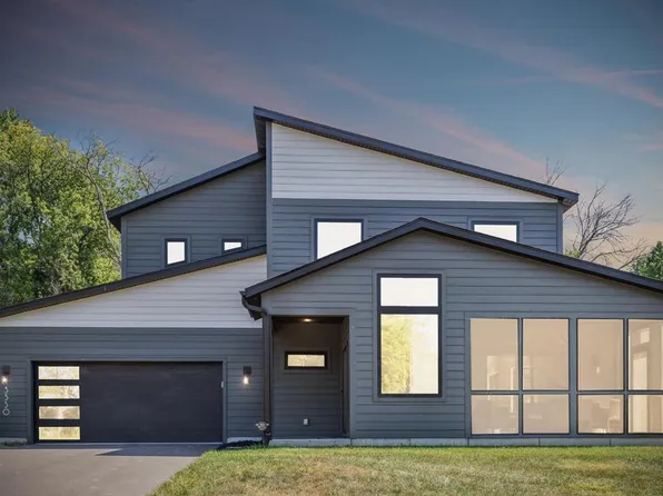 3550 Rooney Pl, White Bear Lake, MN 55110