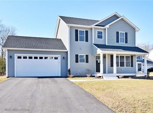23 Ironwood Dr, Coventry, RI 02816