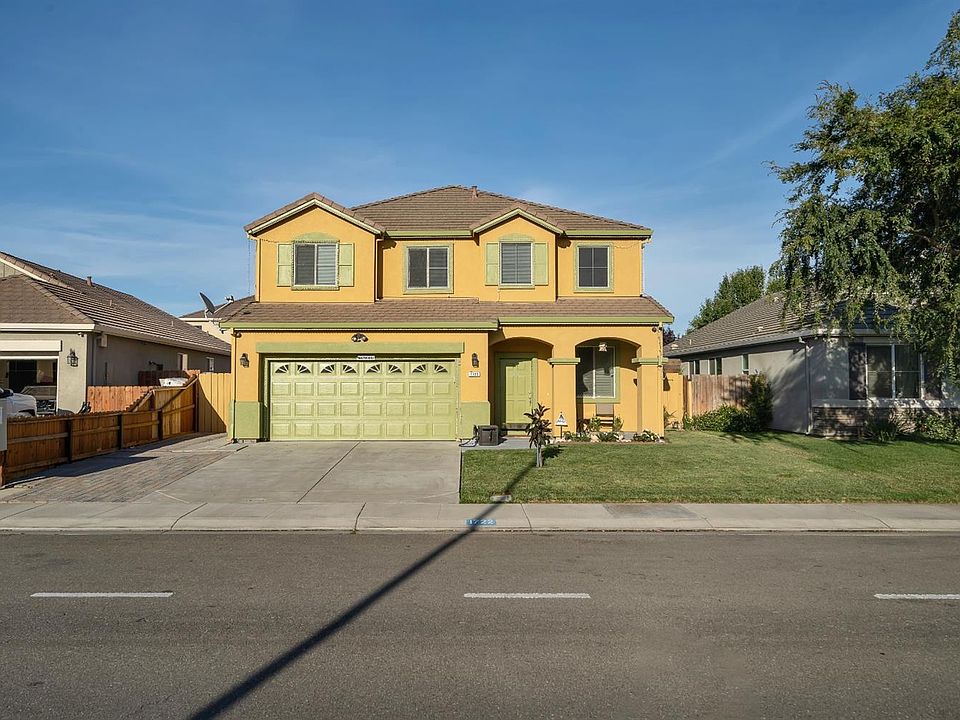1st image of 1722 Pagola Ave