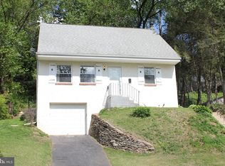 1352 Valley Rd, Woodlyn, PA 19094