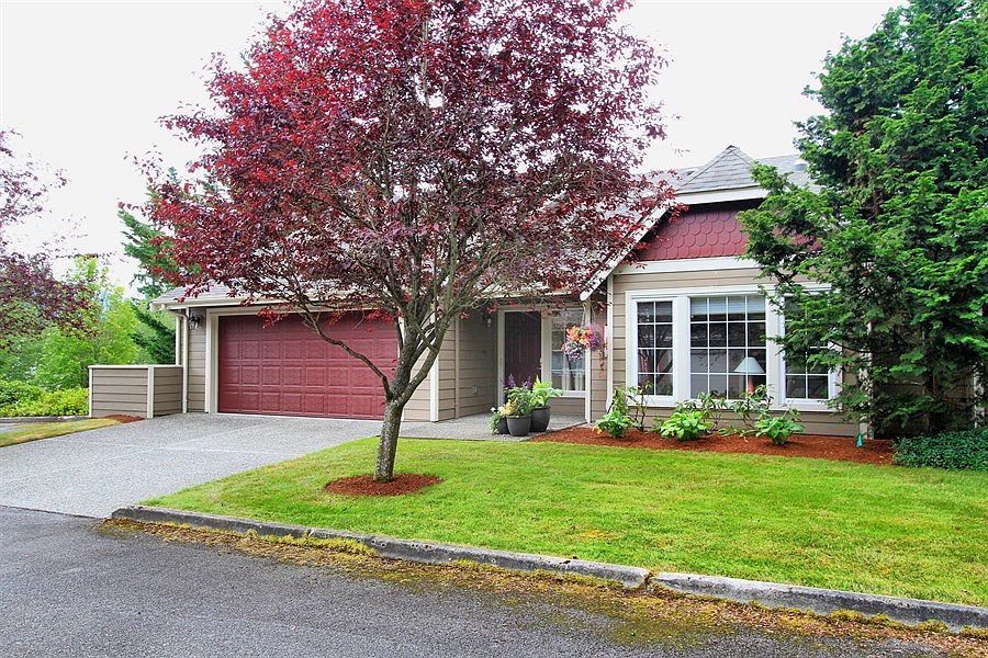 1st image of 22748 SE 43rd Ct