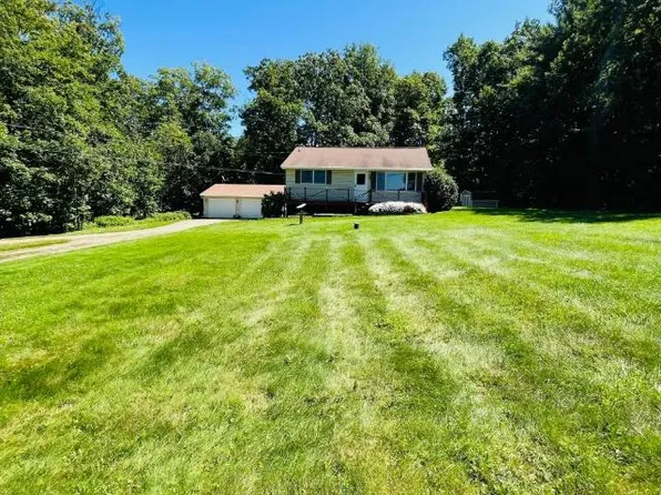 6995 Pleasant Dr, Warren, PA 16365