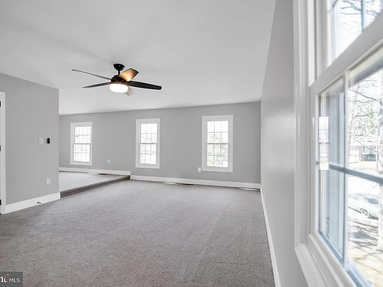 12404 Surrey Circle Dr — Photo 22