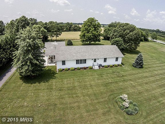 3rd image of 100 Norwood Dr