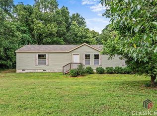 1040 River Woods Dr, Madison, GA 30650