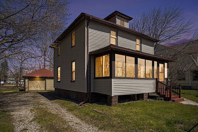 1st image of 1717 Lay Blvd