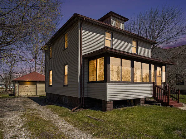 1717 Lay Blvd, Kalamazoo, MI 49001