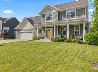 N66W23598 Hillview Rd, Sussex, WI 53089