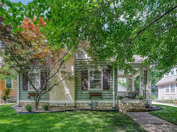 126 E 65th Ter, Kansas City, MO 64113