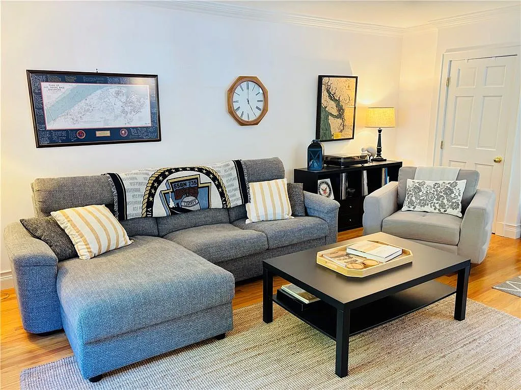 2 bed, 1.5 bath, 1174 sqft, $3,500 — Photo 4