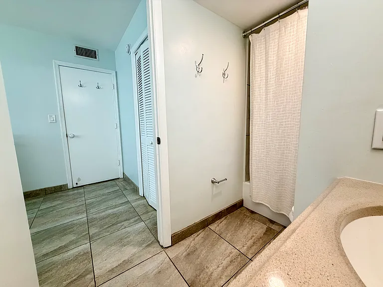 1439 S Ocean Blvd — Photo 30