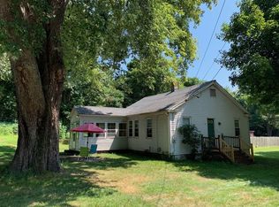 71 Charles Ave, West Springfield, MA 01089