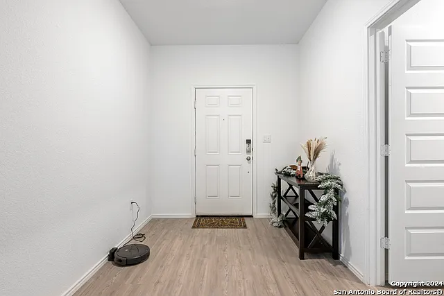 14666 Emerio Dr — Photo 6