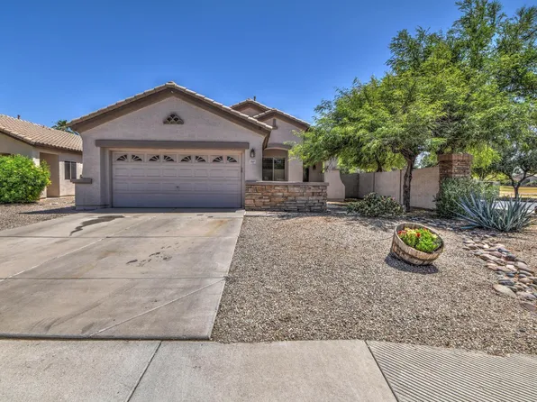 2567 E Brooks St, Gilbert, AZ 85296