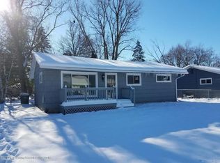 1925 Ferrol St, Lansing, MI 48910