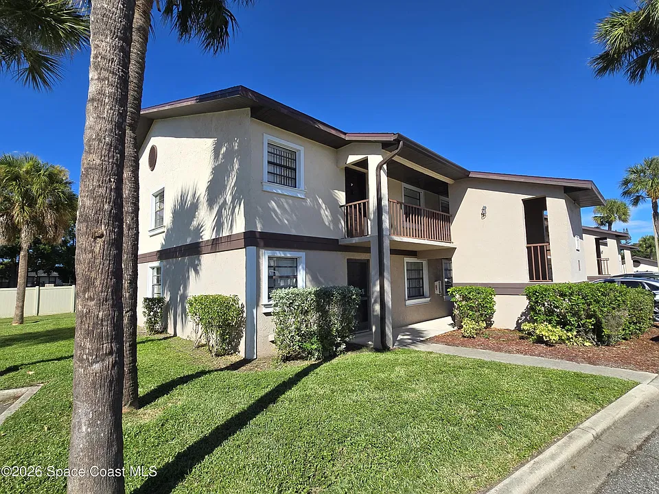2790 Rhonda Ln