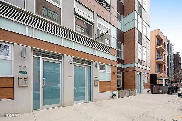 Rented by Citi Habitats | media 12