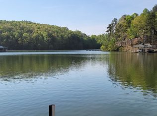 528 Riverstone Dr, Salem, SC 29676