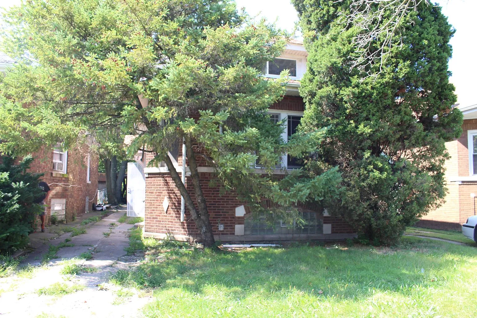 11708 S Parnell Ave photo 1